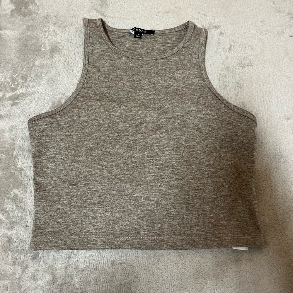 Cute, soft, athletic top.